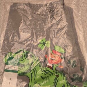 Gray St. Patrick's Day Graphic Tee with Green Shamrock & Leprechaun